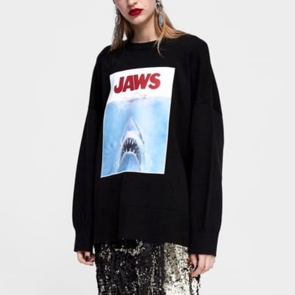 Knit Jaws Graphic Top M Nwt 